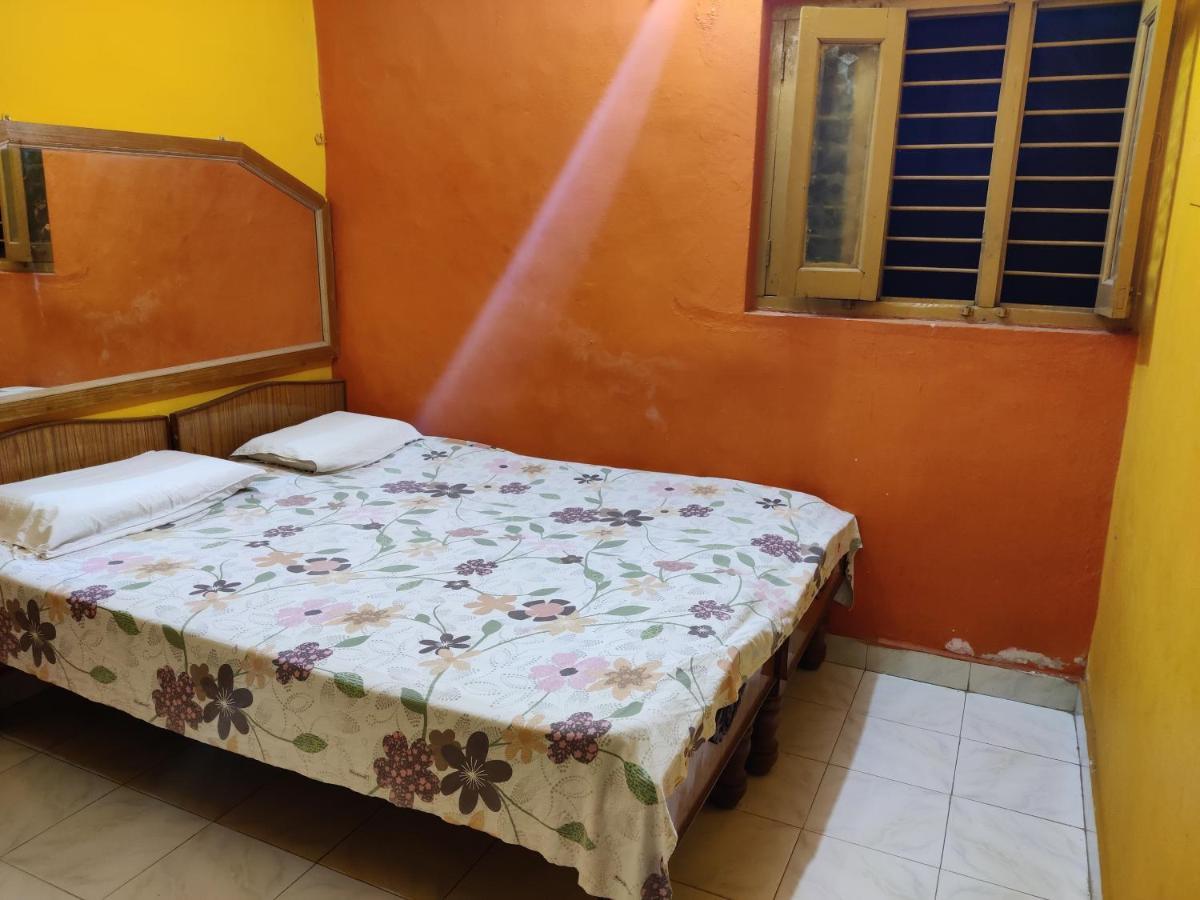 Archana Guest House River View Hampi Exterior photo